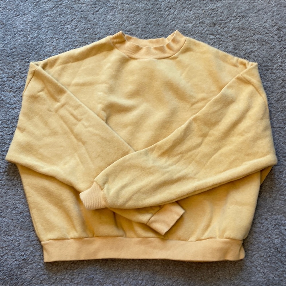 Blue Blush yellow mock neck sweatshirt